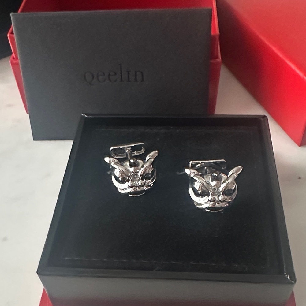Qeelin dragon onyx cufflings
